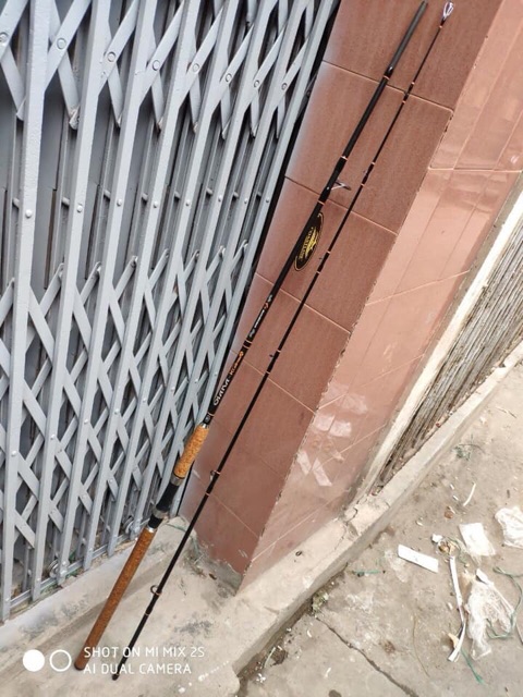 Cần 2 khúc bạo lực COASTLINE OSAKA 2,7m - 3m