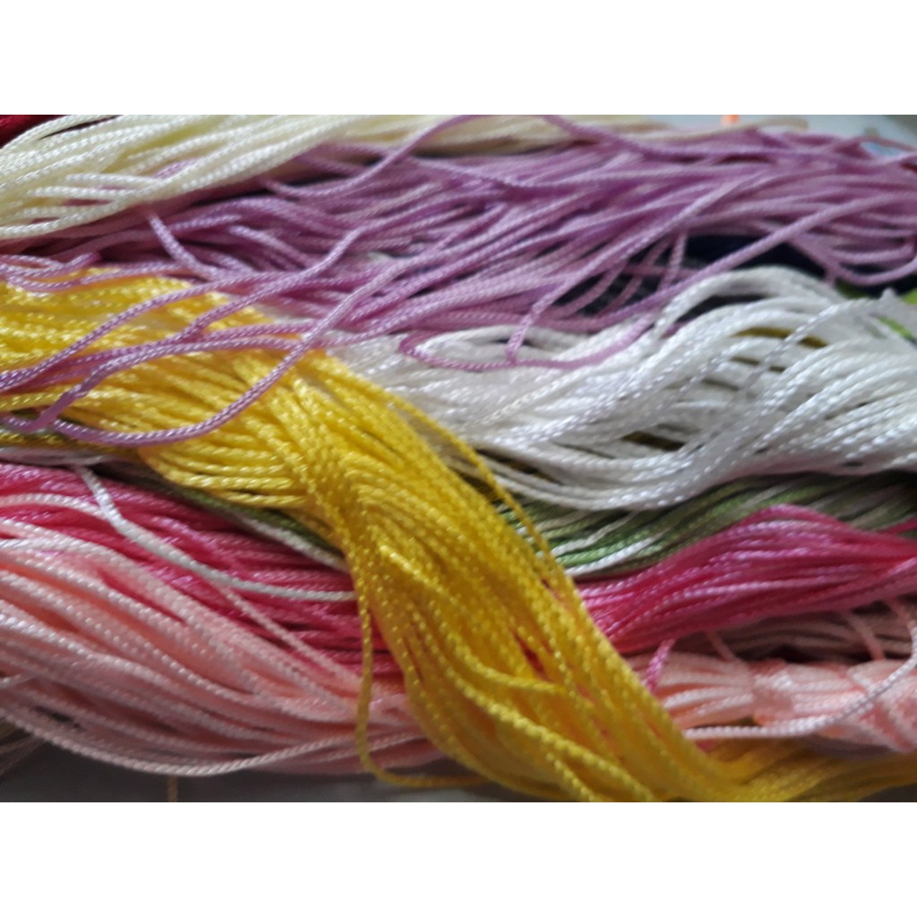 Bó 20met Dây dù Việt Nam đan vòng 1mm đủ màu có trên 50 màu để chọn