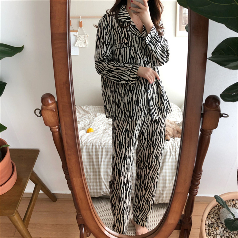  Bộ đồ ngủ pijama tay dài in họa tiết ngựa vằn thời trang cho phái nữ | BigBuy360 - bigbuy360.vn