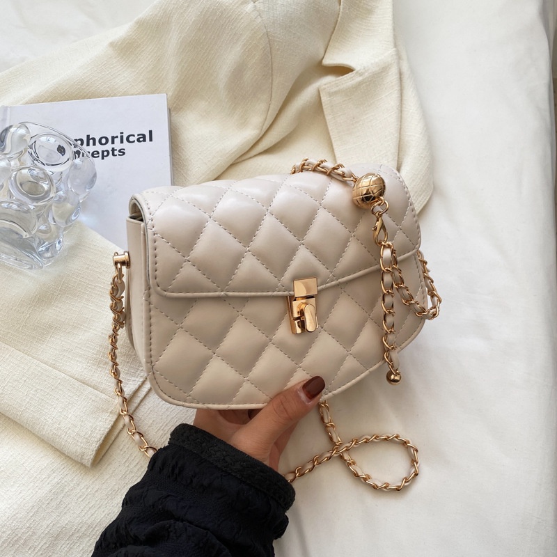 Túi Đeo Chéo Dáng Vuông Nhỏ Phối Dây Xích Thời Trang Mùa Hè Hàng Mới Dành Cho Bạn Nữ