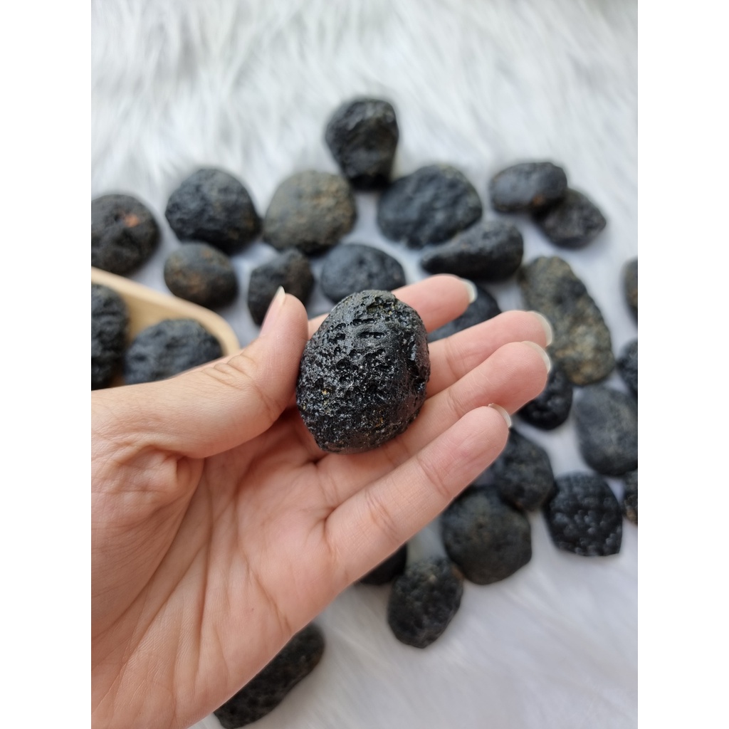 Đá thiên thạch Tektite (Tectit) Việt Nam, đá phong thủy, thanh tẩy Tarot, Reiki, thiền định