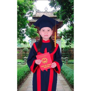 Bộ cử nhân kèm mũ mầm non