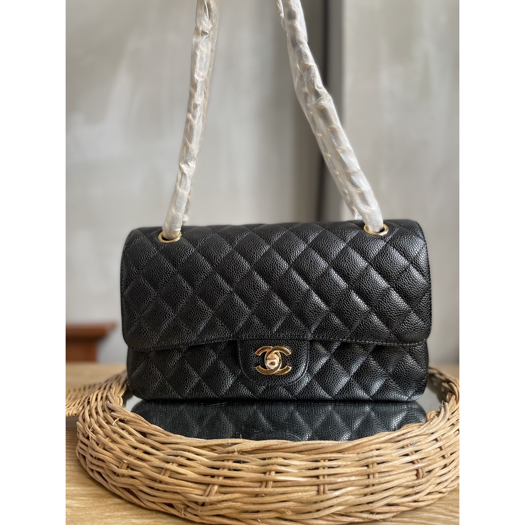 Túi Classic da hạt nắp gập khóa vàng màu đen size 26cm