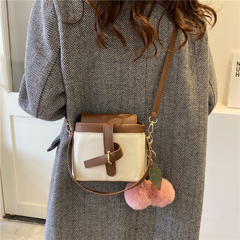 Contrast color small bag 2022 new fashionable retro fashion women's bag casual shoulder bag all-match cross-body bucket bag