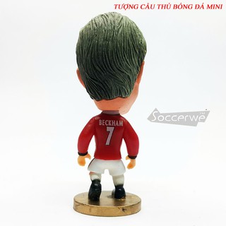 Tượng cầu thủ bóng đá David Beckham
