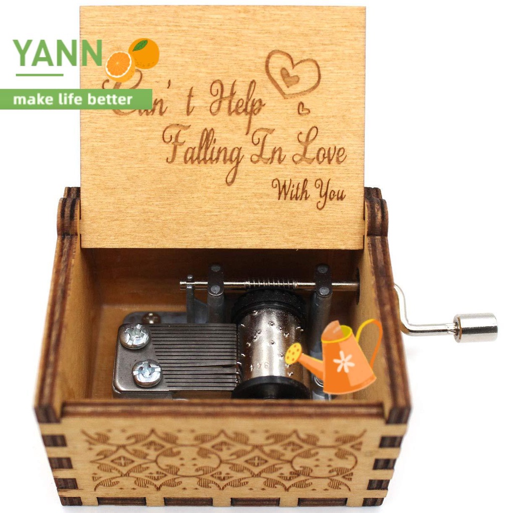 Hộp nhạc gỗ khắc chữ phong cách cổ điển làm quà tặng độc đáo