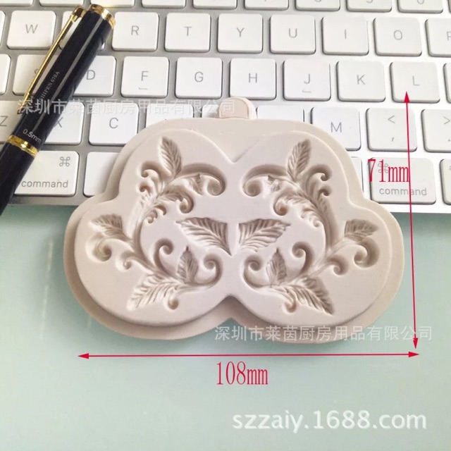 Khuôn silicon hoa văn đối xứng
