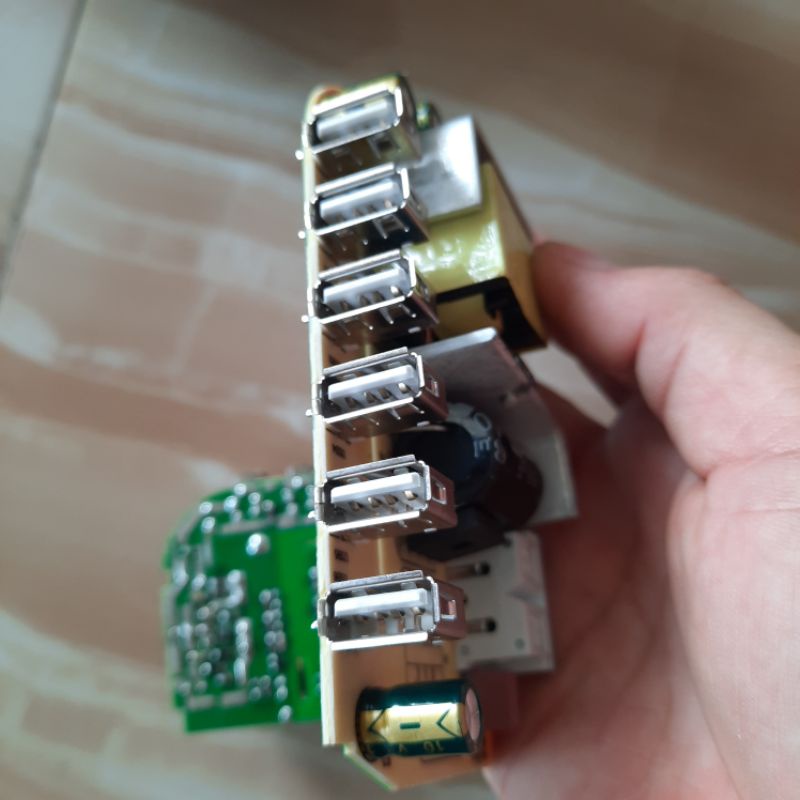 Nguồn rời 220v -5v /6 cổng usb