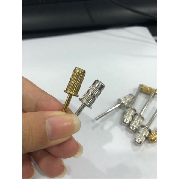 Đầu Mài Sắt Hỗ Trợ Gắn Giấy Nhám Tiện Dụng - Sushi Nail Mi