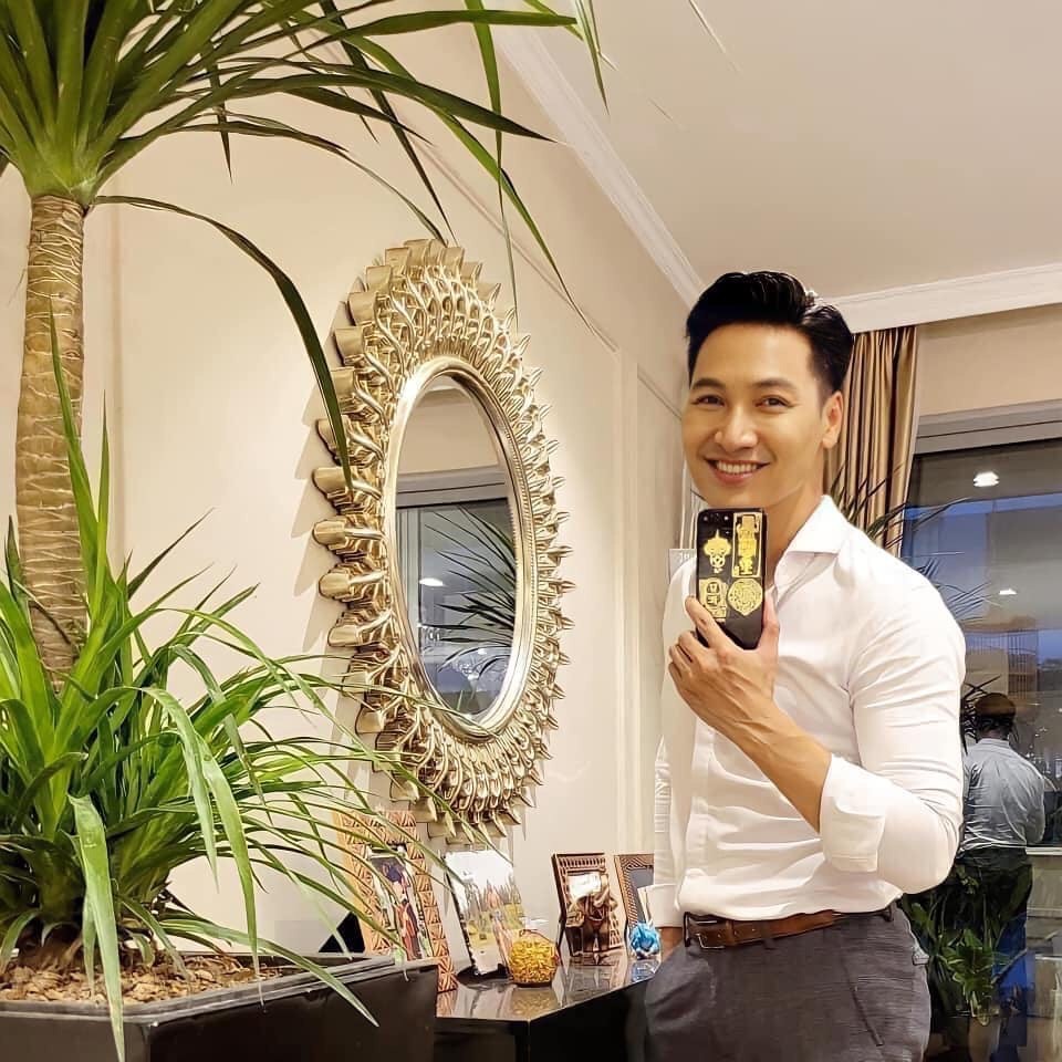 Miếng dán điện thoại đẹp lung linh, phù hợp phong thủy tài lộc, may mắn, dán mặt lưng các dòng máy Sagopy