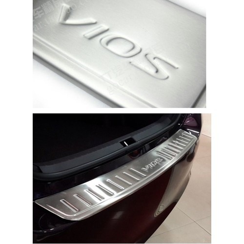 ỐP CHỐNG TRẦY CỐP XE VIOS 2018-2017-2016-2014 INOX LOẠI DÀY - BÊN NGOÀI