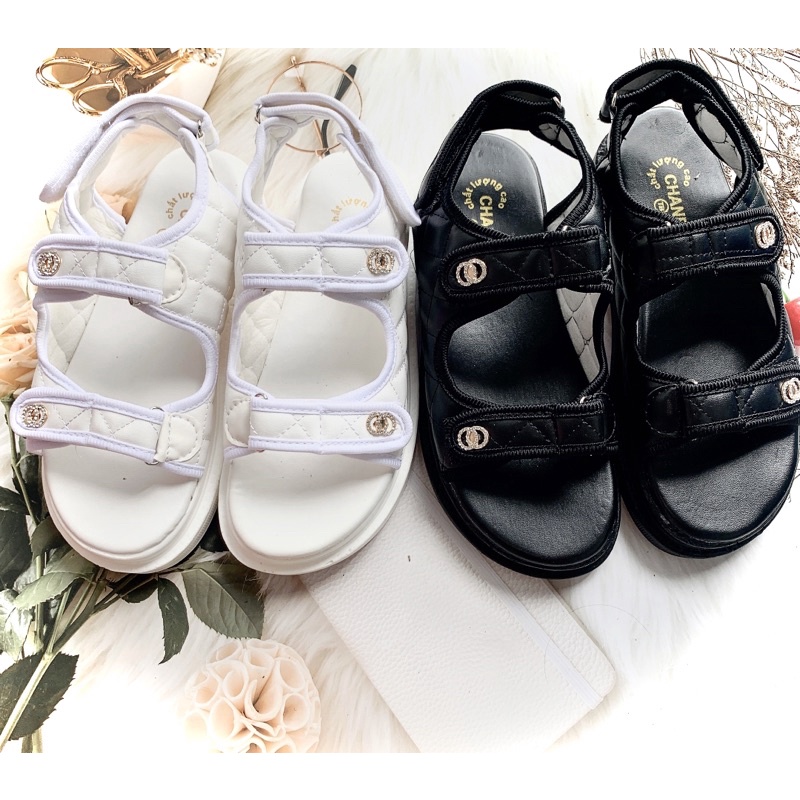Dép sandal nữ 2 quai dán trần trám, sandal quai hậu đế bằng chất da mềm mịn