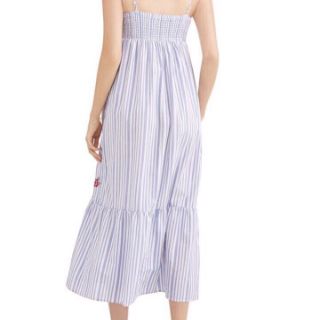 Đầm maxi vải thô, thêu hoa