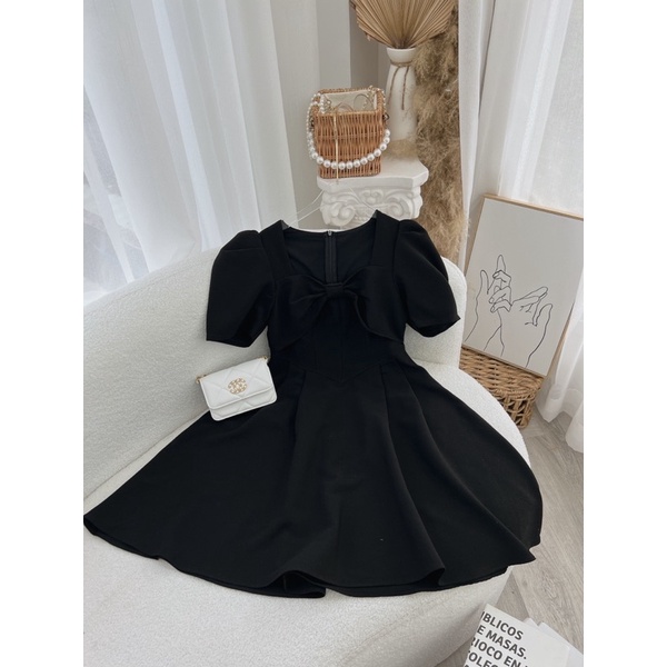 ĐẦM CỔ V NƠ NGỰC TO 2 MÀU