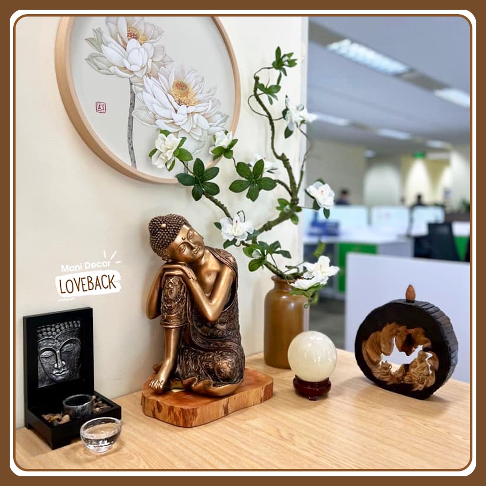 Tượng phật ngồi An Nhiên Vàng cao 35cm trang trí sân vườn, nhà cửa - Mani Decor