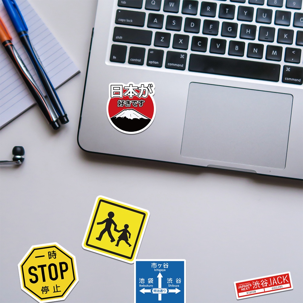 Bộ 50 Miếng Dán Trang Trí Laptop / Xe Hơi / Va Li / Điện Thoại Họa Tiết Graffiti Kiểu Nhật Bản Chống Thấm Nước