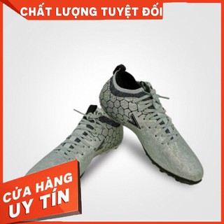Giày bóng đá sân cỏ nhân tạo Mitre MT181045 (màu bạc)