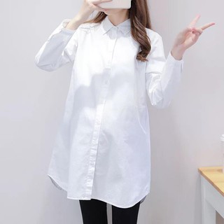 Áo bầu trắng cổ đức