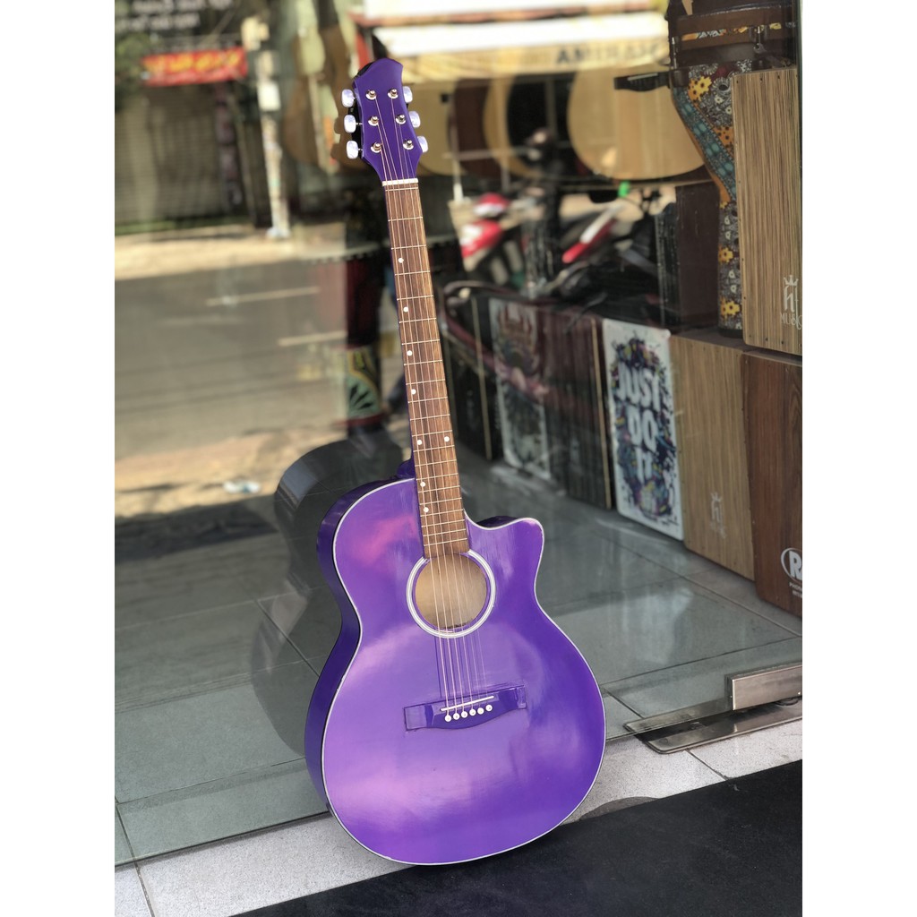 Đàn guitar acoustic giá rẻ màu tím tặng kèm bao và phím gãy