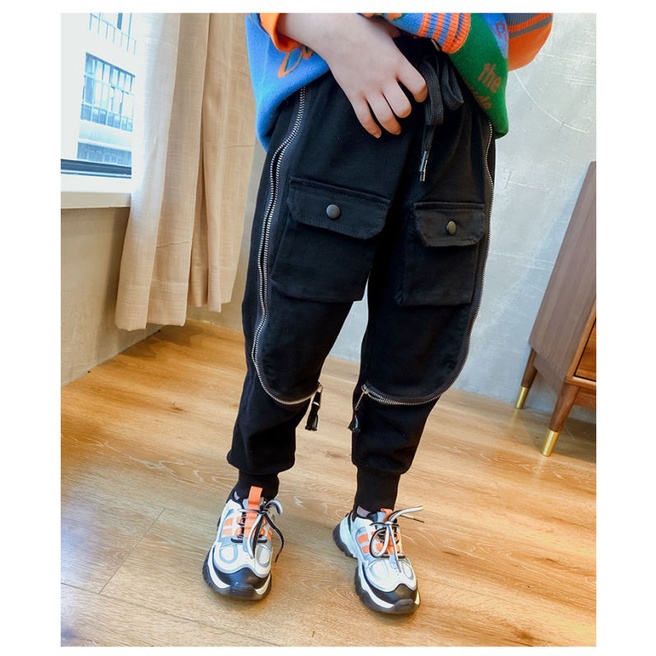 Quần dài có túi thời trang đáng yêu dành cho bé trai