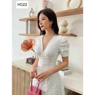 ĐẦM TRẮNG CỔ V GẤM THÊU HOA