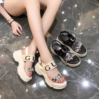 Sandal g.c mẫu mới cực hot