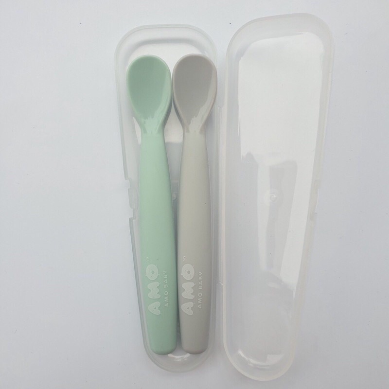 Set thìa ăn dặm silicon kèm hộp đựng cho bé ăn dặm Amo Baby