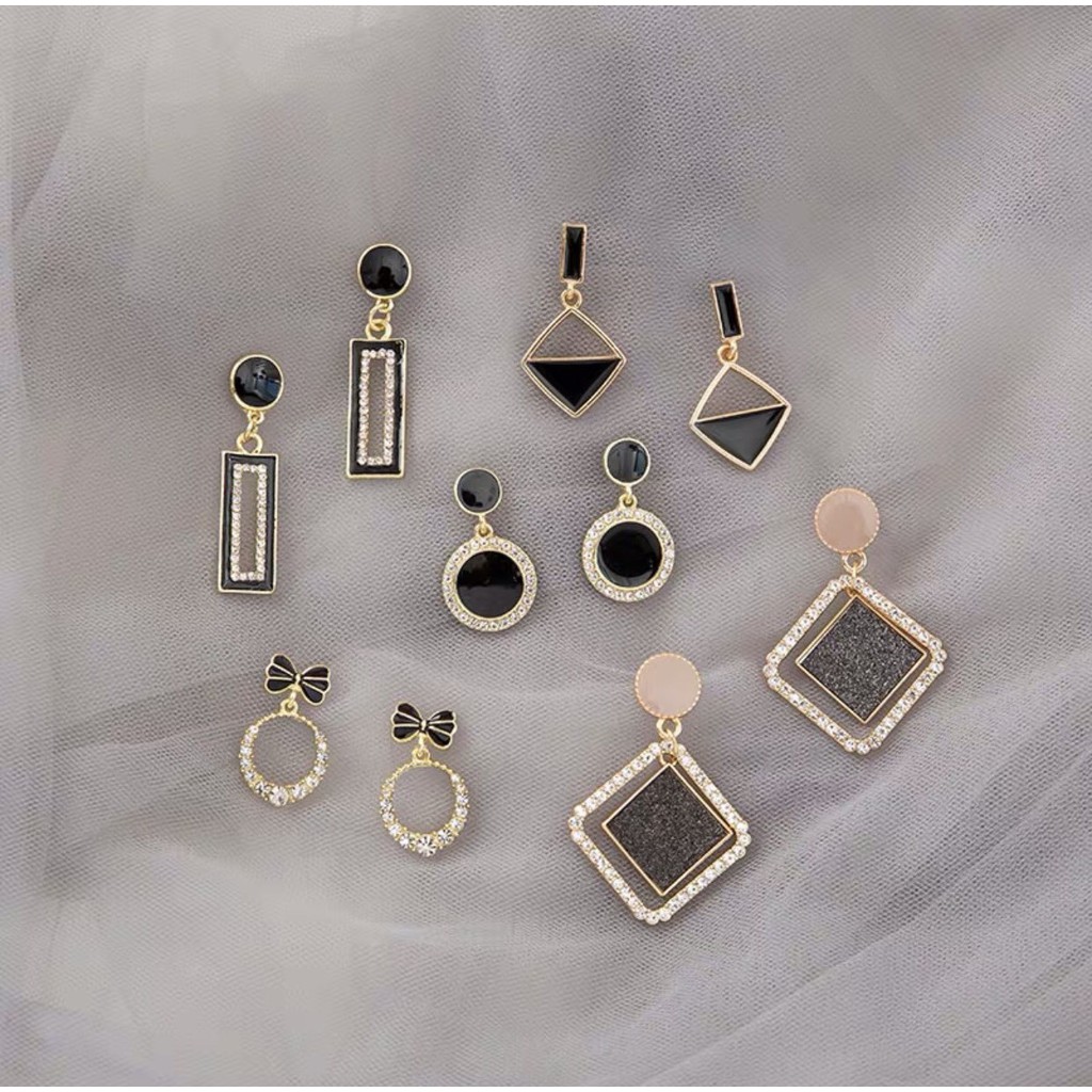 Set 5 bộ hoa tai thời trang ( Ngọc đen)