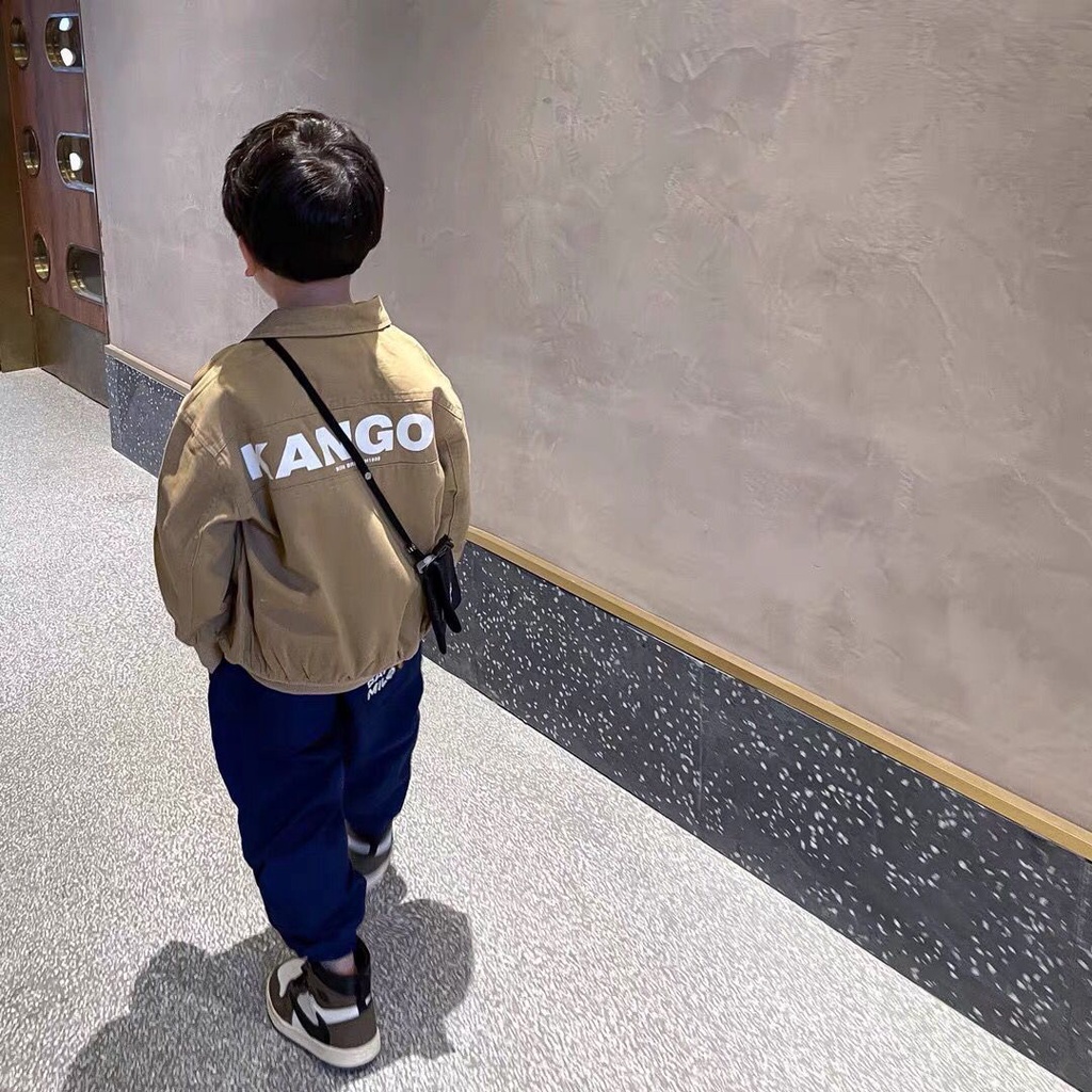 Áo khoác dáng rộng phong cách thời trang phương tây 2023 cho bé trai