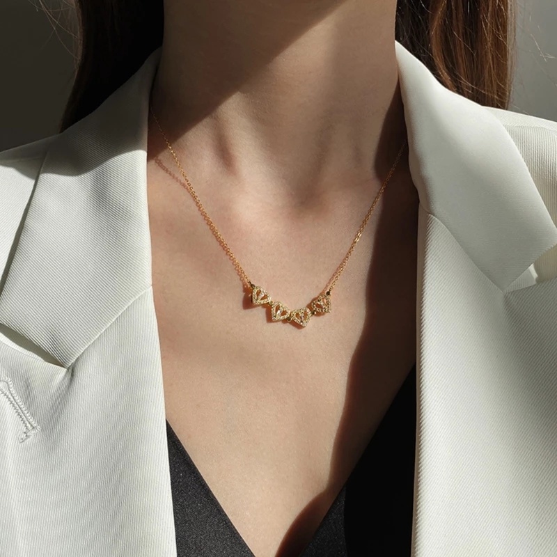 Vòng Cổ Choker Mặt Bốn Lá / Trái Tim Có Thể Gập Lại Từ Tính Với Nhiều Mẫu Mã Đa Dạng