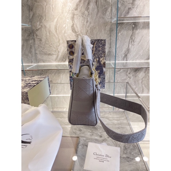 TÚI DIOR LADY D-Lite hàng thêu chuẩn đẹp