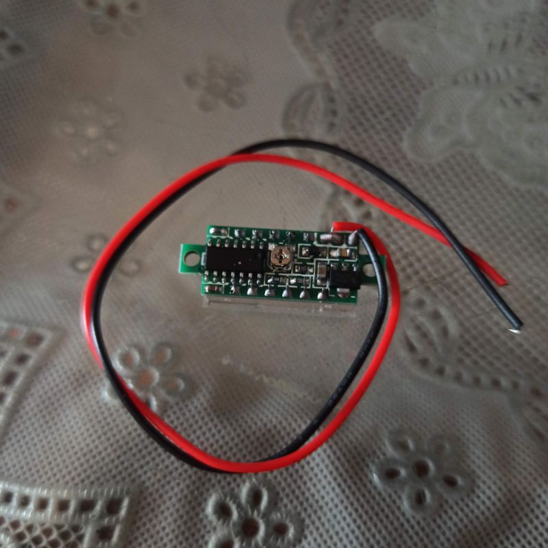 Đồng hồ LED mini 0.28 inch đo điện áp DC 2.5V - 40V