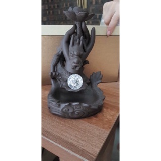 Thác khói trầm hương rồng