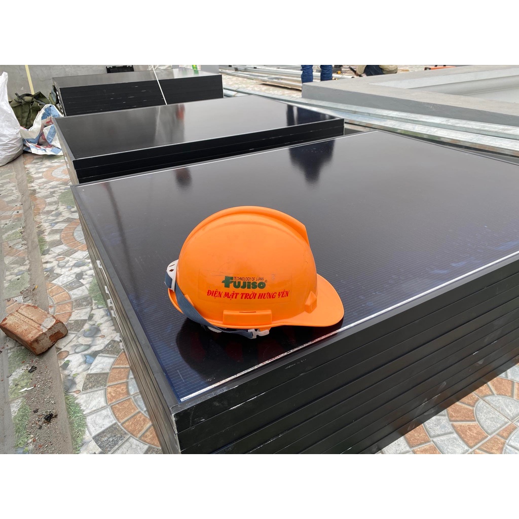 TẤM PIN NĂNG LƯỢNG MẶT TRỜI FRONTIER 160W HÀNG NHẬT MỚI