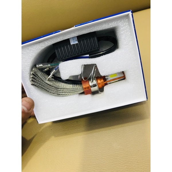 Bóng Led 3 Mắt Lắp Mọi Loại Xe