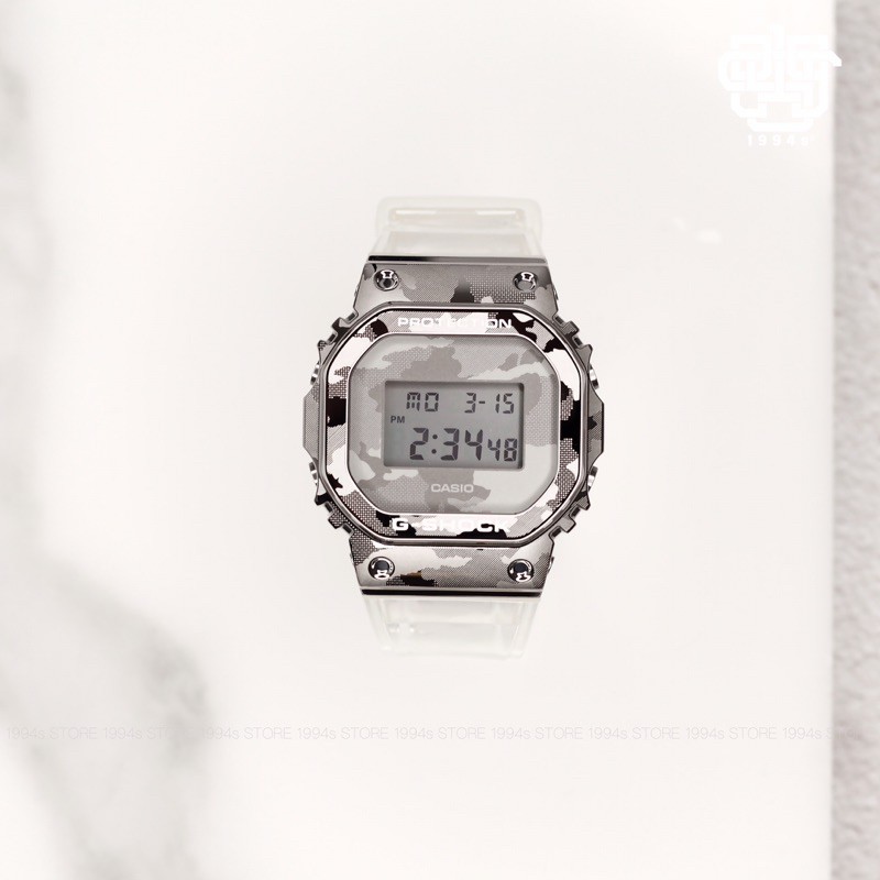 Đồng hồ nam Casio G-SHOCK GM-5600SCM-1 dây nhựa, vỏ thép chính hãng