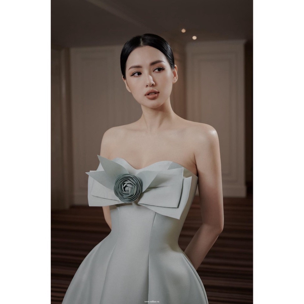 sét tapta hoa ngực hàng thiết kế cao cấp.tôn dáng sang chảnh bậc nhất. | BigBuy360 - bigbuy360.vn