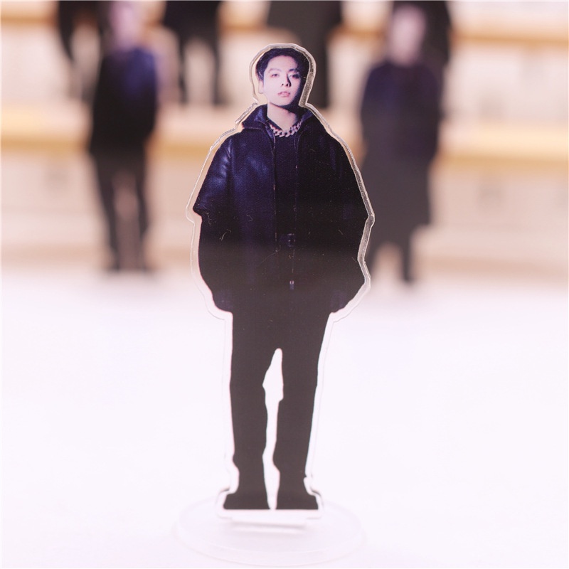 Giá Đỡ Acrylic 11CM Hình BTS Trang Trí Bàn