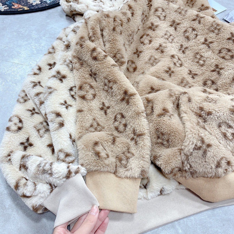 ÁO HOODIE NỈ BÔNG HOẠ TIẾT EO VI CỰC HOT | BigBuy360 - bigbuy360.vn