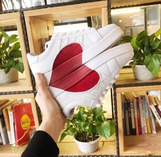 Giày đôi trái tim nam nữ