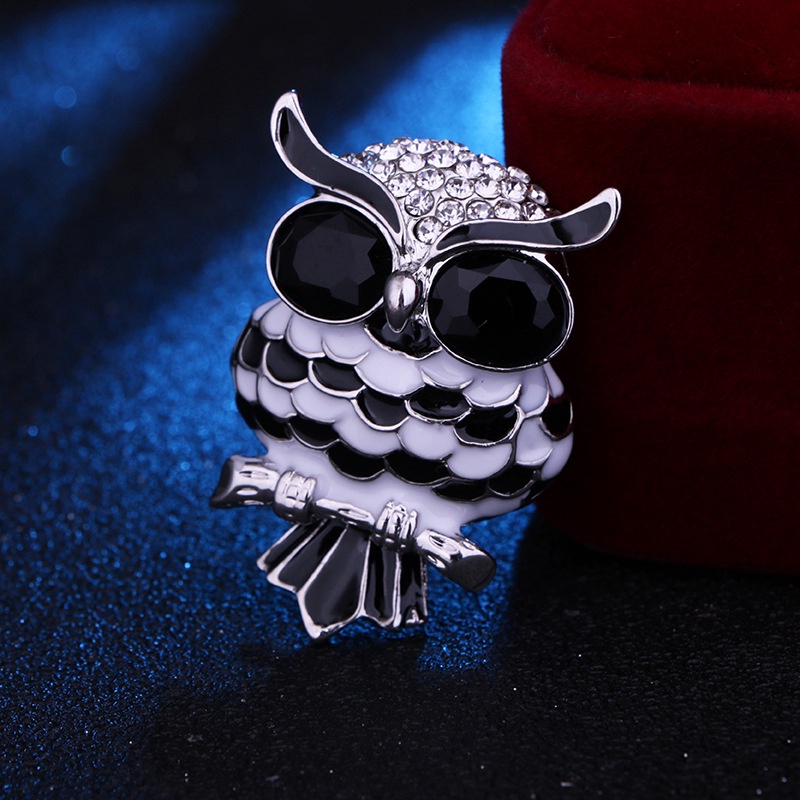 Trâm Cài Áo Hình Chim Cú Màu Trắng Đen Phong Cách Cổ Điển Cho Nam Và Nữ