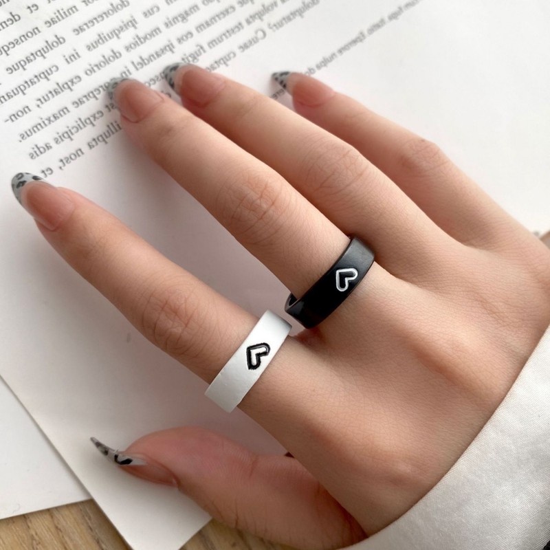 1 Cặp Nhẫn Kim Loại Hình Trái Tim Đơn Giản Tinh Tế Thời Trang Unisex Quà Tặng Valentine / Người Yêu