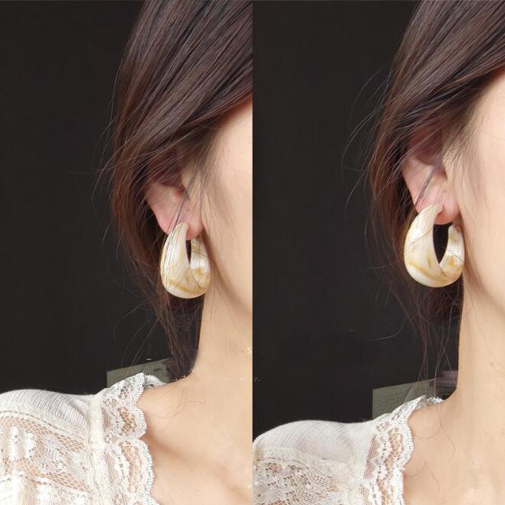 Bông Tai Acrylic Nhiều Màu Độc Đáo Thời Trang Cho Nữ