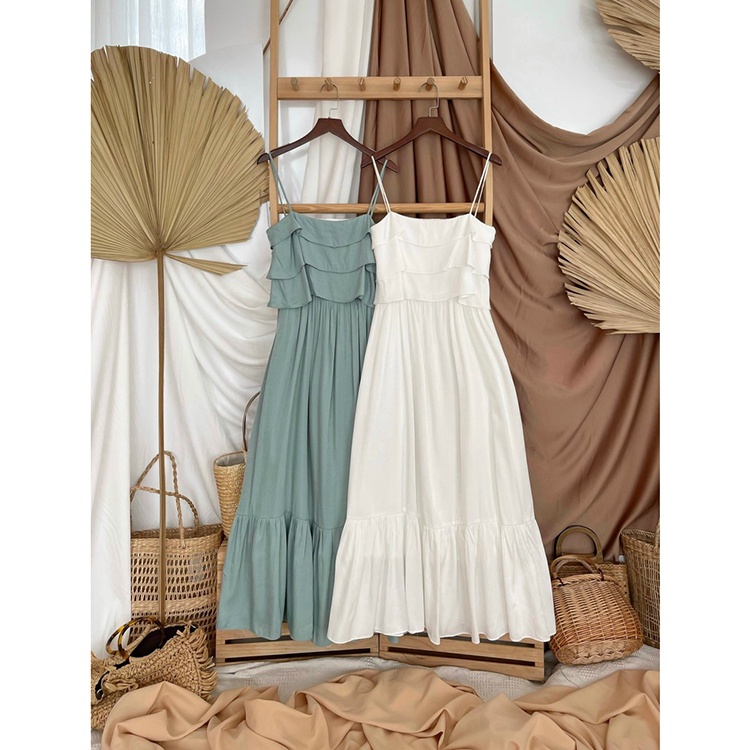 Đầm maxi 2 dây đuôi cá bèo ngực xếp tầng Váy đũi 2s đi biển trendy | BigBuy360 - bigbuy360.vn