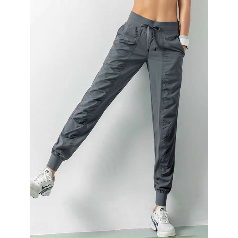 Quần Jogger Dù Thể Thao Nữ