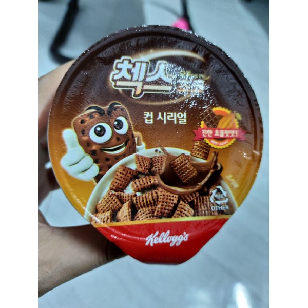 Ngũ cốc ăn sáng nhập khẩu hàn quốc kellogg's choco chez 30g - 체스 초코
