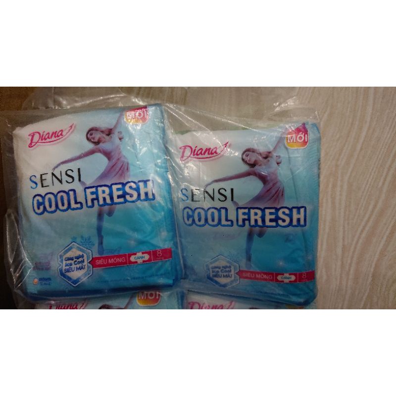 Băng vệ sinh diana sensi cool fresh siêu mỏng cánh