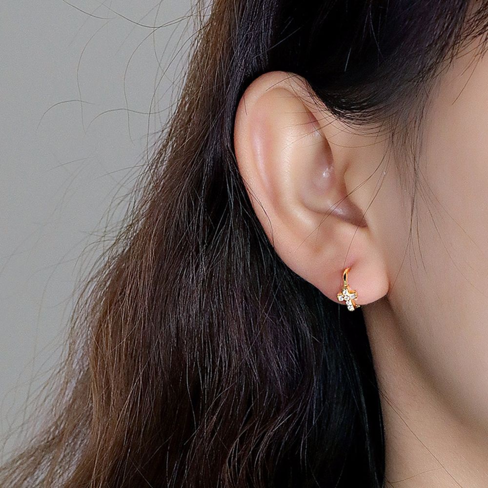 Khuyên Tai Tròn Đính Đá Zircon Tinh Tế Thời Trang Hàn Quốc Cho Nữ