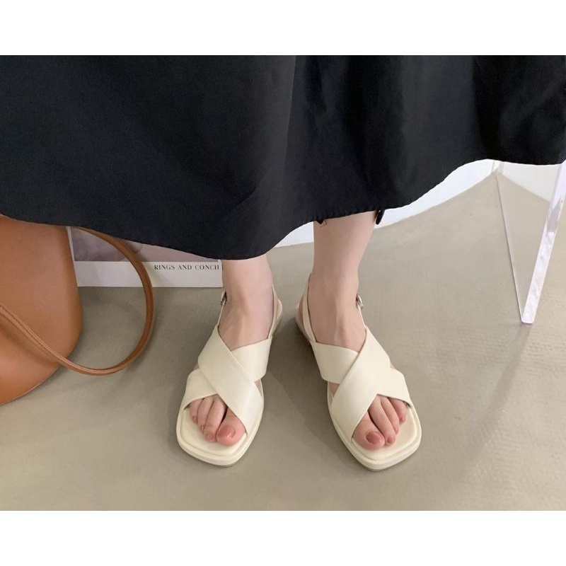 Dép bệt bigsize quai chéo có quai hậu 35-43