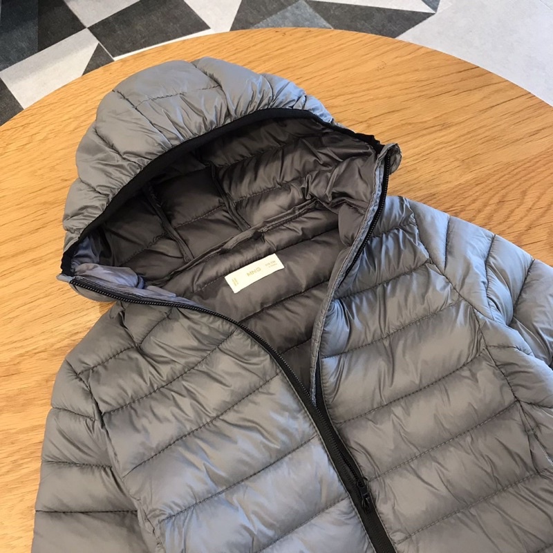 Áo phao siêu nhẹ Mang.o cho bé trai có 4 màu size từ 20-45 cân